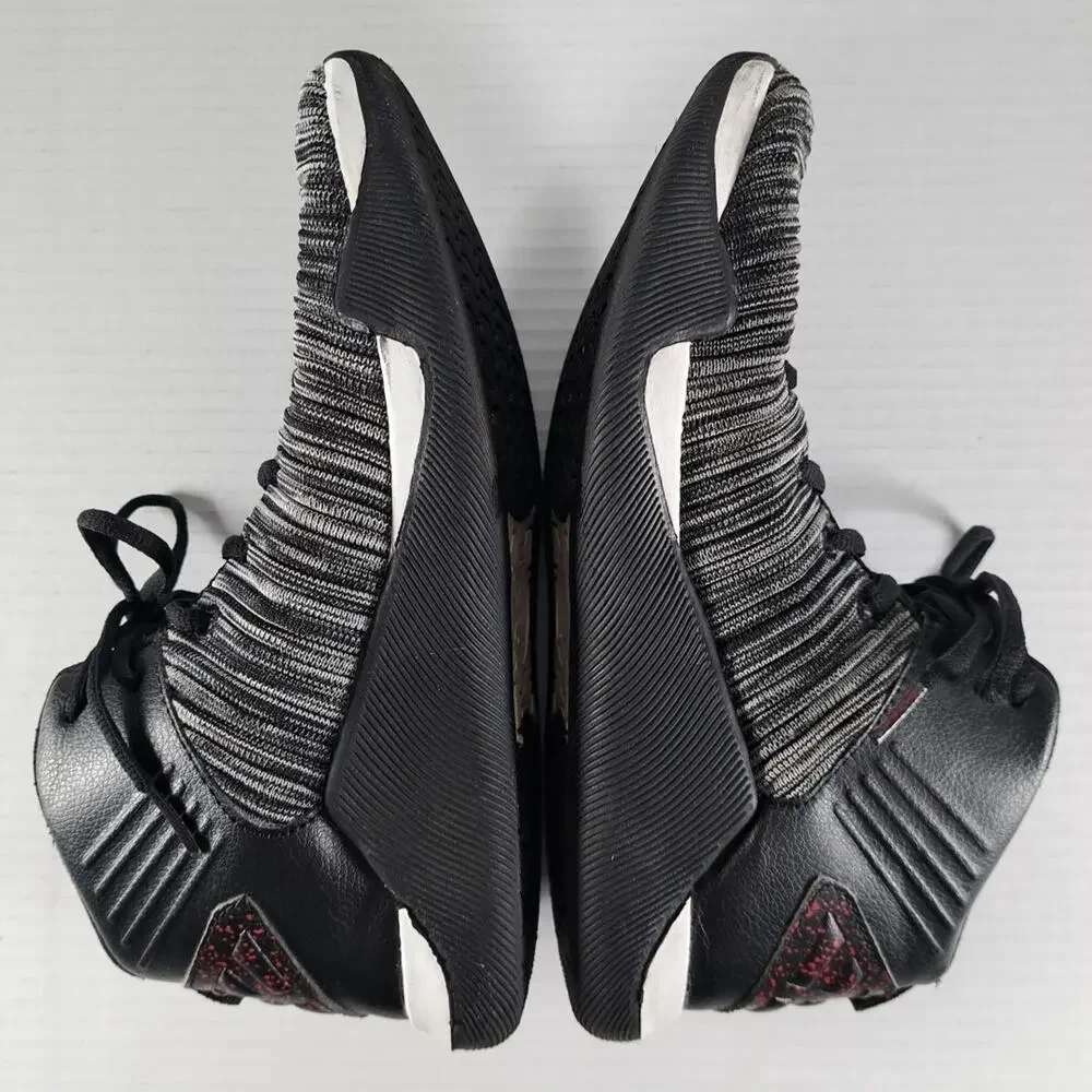 Shaq Dunkman Basketball Shoes Black White Knit High Top Boys 6 Non Marking Soles